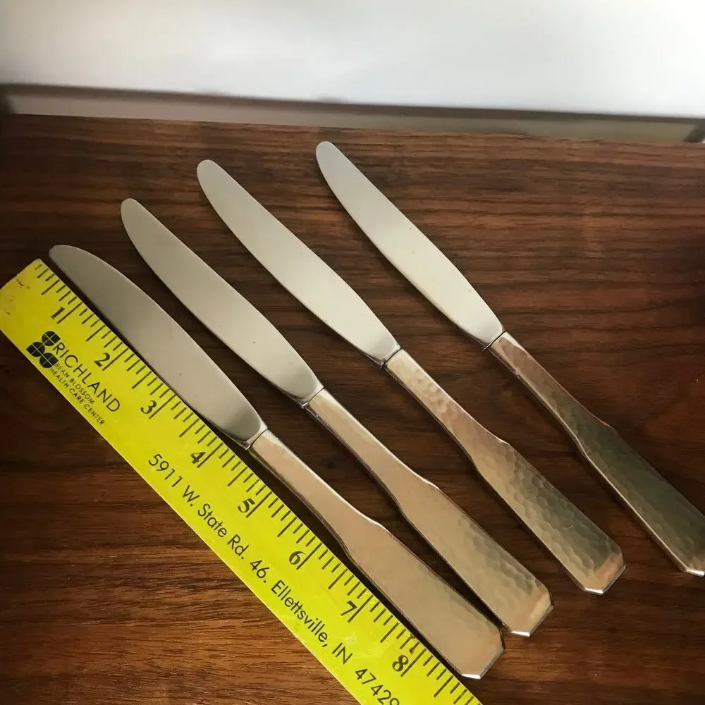 Reed & Barton COLONIAL FORGE Stainless Hammered Satin set of 4 dinner knives